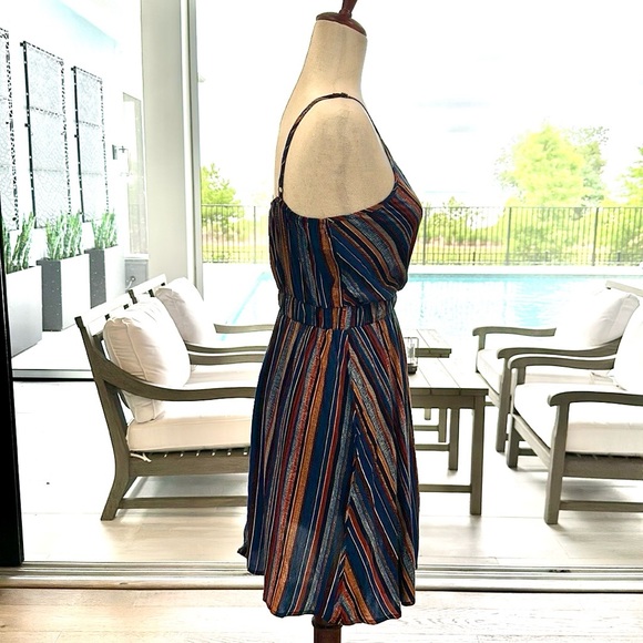 SHEIN dress - Picture 3 of 8